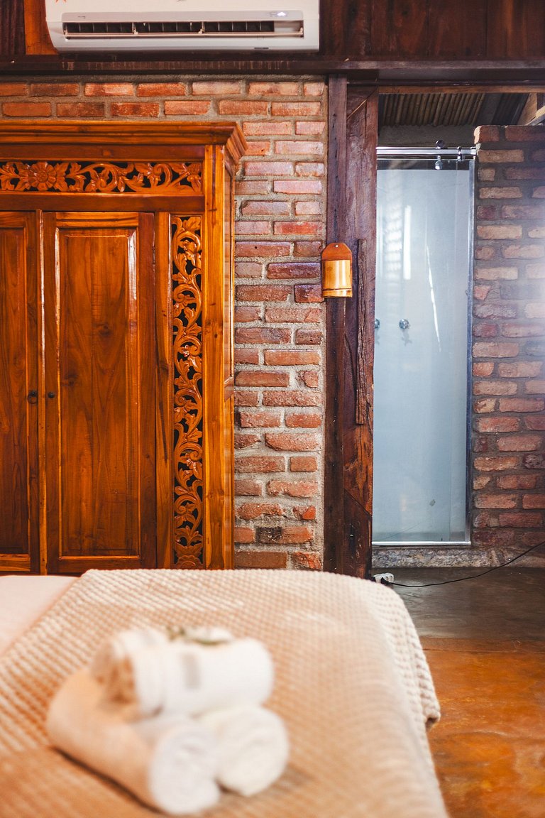 Ipê House - Morro da Luz